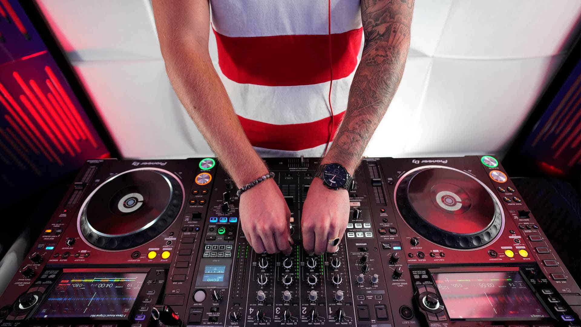 dj dj meaning